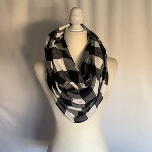 Buffalo Check Plaid Flannel Infinity Scarf